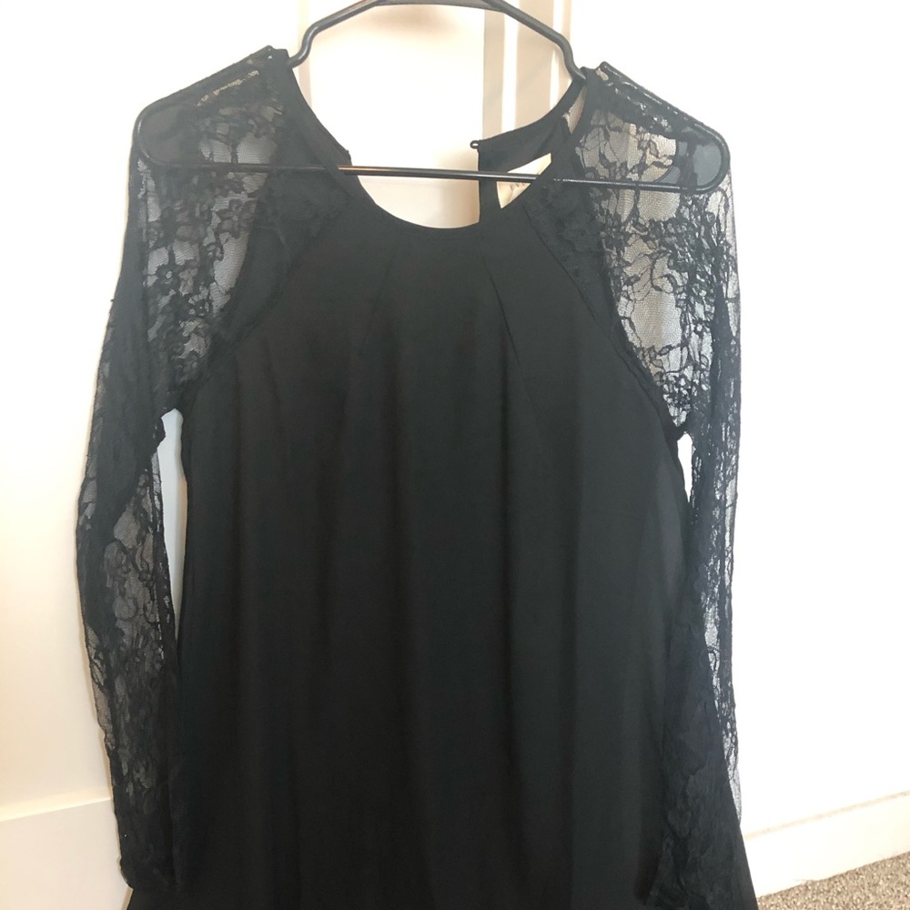 Long-sleeve dress